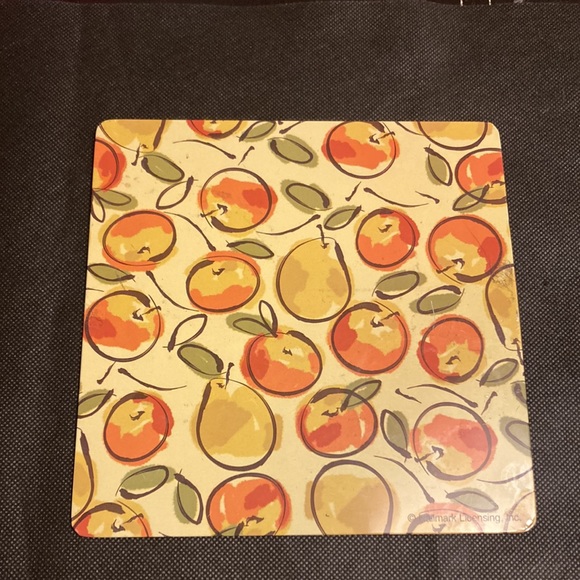 PAIR OF 7” x 7” INSULATED HOT PADS by RANGE KLEEN VINTAGE FRUIT PATTERN - Picture 5 of 7